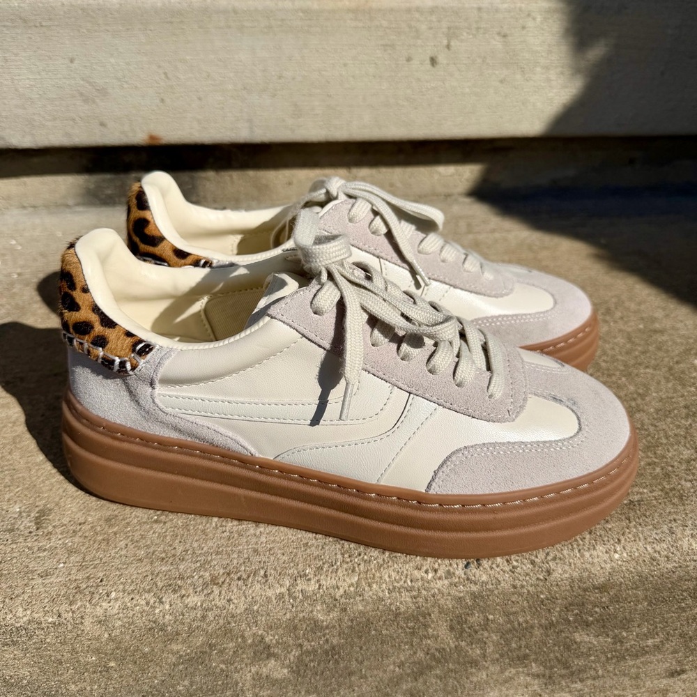 Steve Madden DODGE platform women’s sneakers, women’s size 8, NWOT